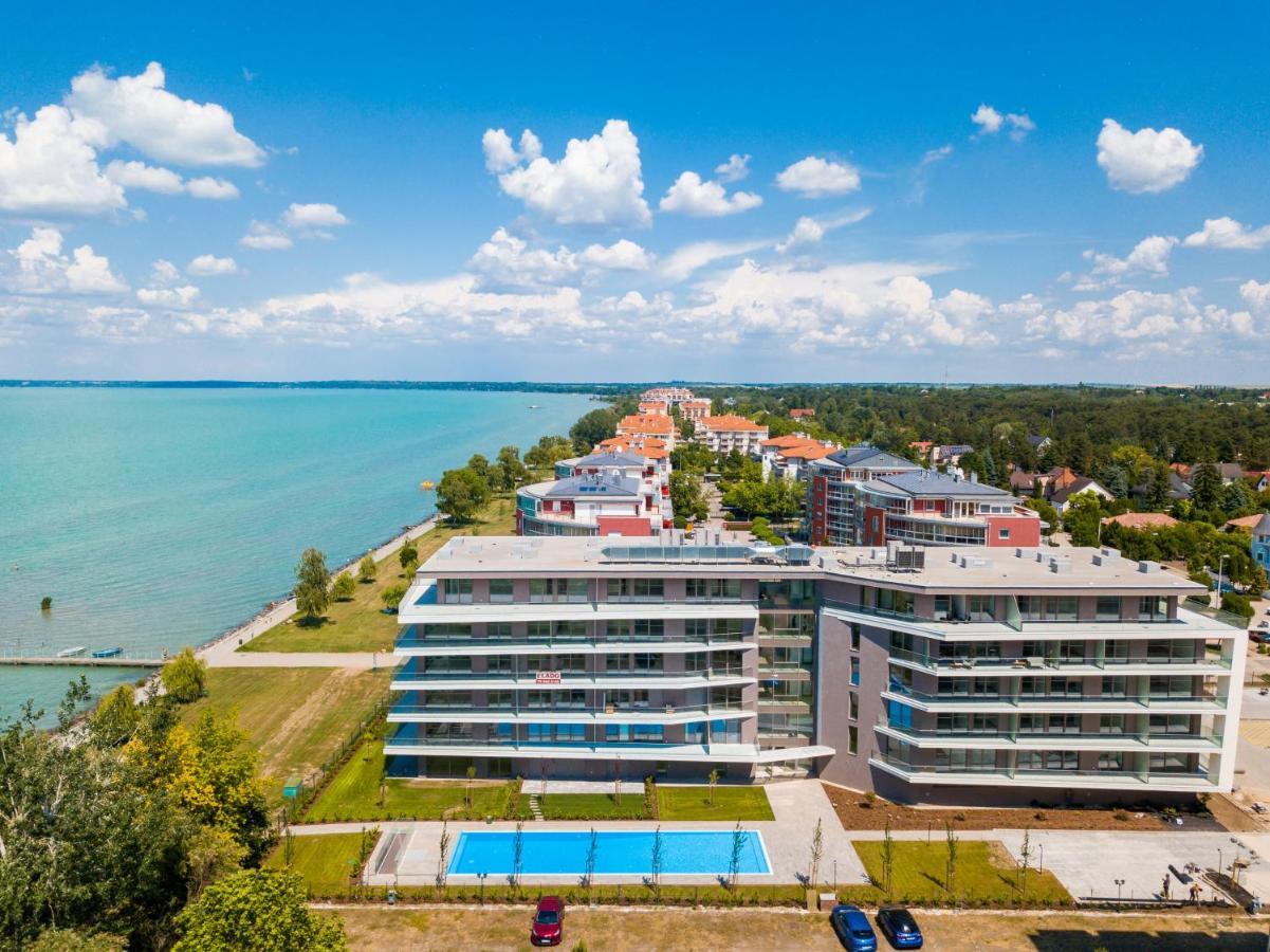 Myflat Coral 61 Luxury Apartment Siófok Exteriör bild